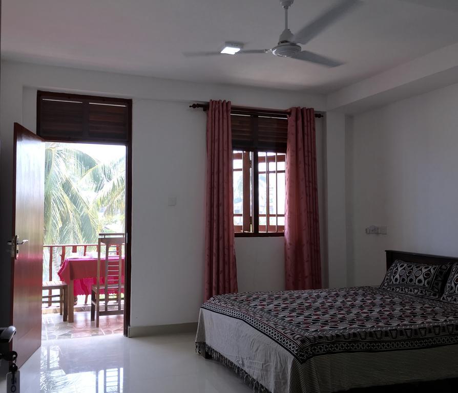 Open Sky Bed & Breakfast Weligama Ngoại thất bức ảnh