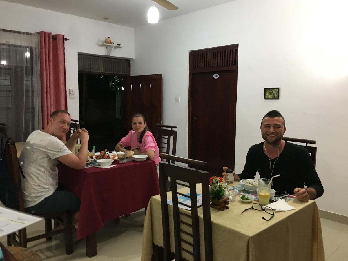 Open Sky Bed & Breakfast Weligama Ngoại thất bức ảnh